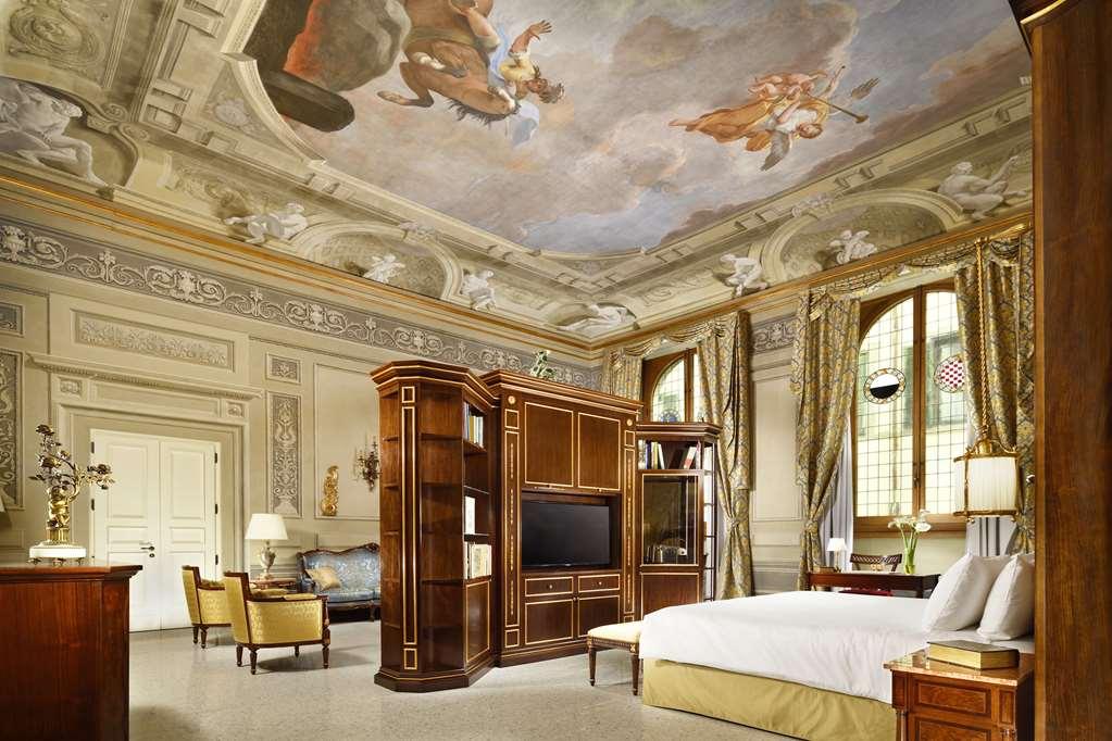 Palazzo Portinari Salviati Residenza D'Epoca Hotel Florença Quarto foto